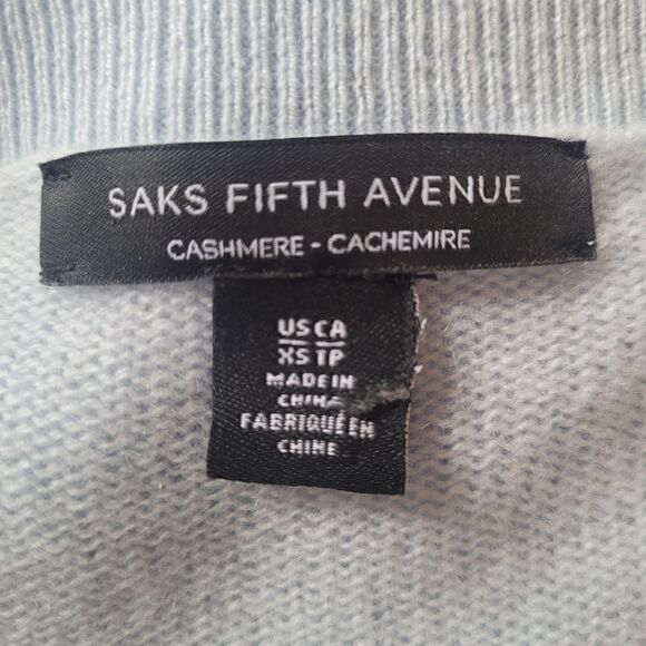 Saks fifth Avenue supersoft cashmere light blue periwinkle sweater - Picture 6 of 6